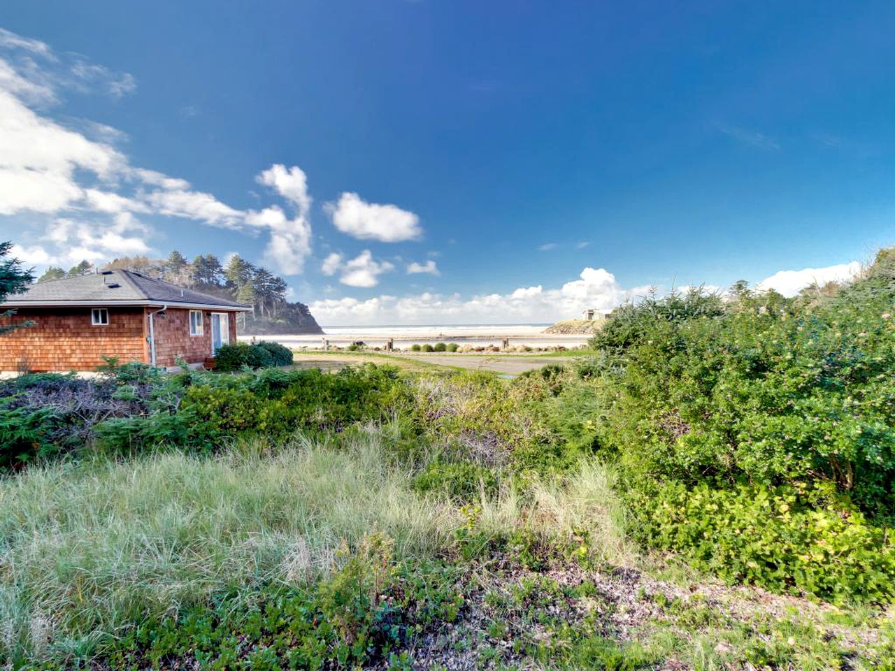 DogFriendly Cabin near Pacific City, Oregon