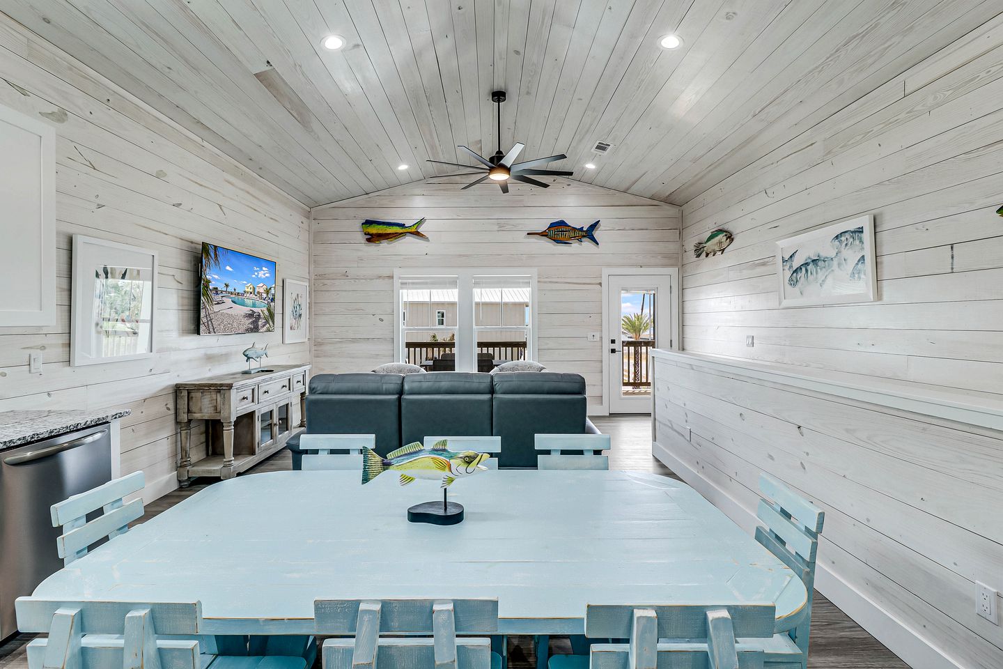 Getaways to this Stunning Rental in Rockport with Pool Access, for Family Glamping in Texas