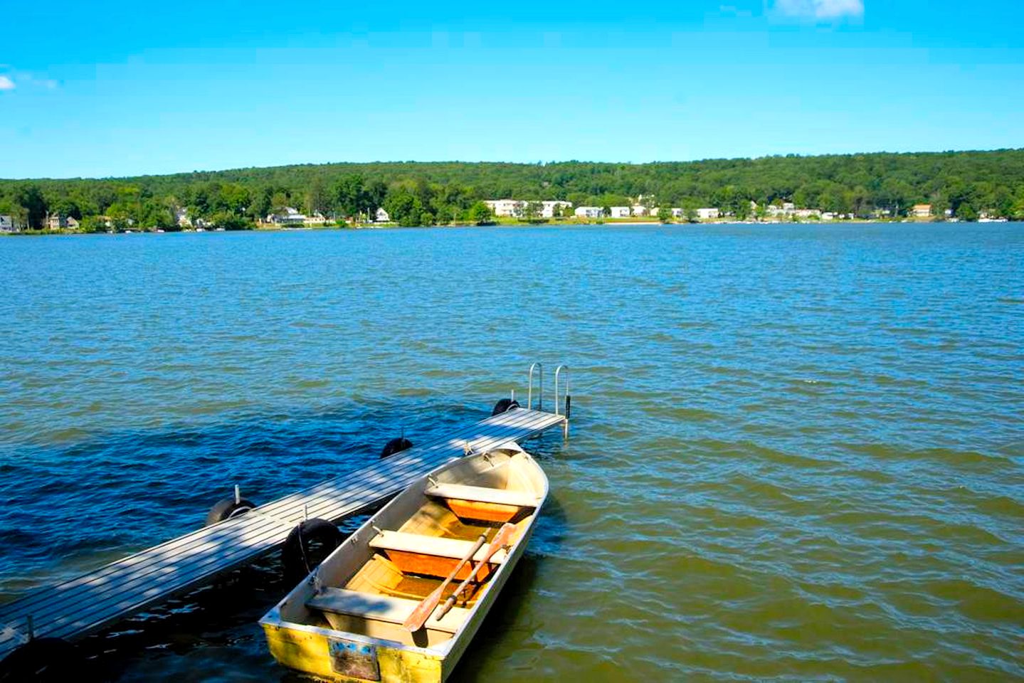 Five Cabins for a Group Getaway on an Island near Salmon River State Forest, Connecticut