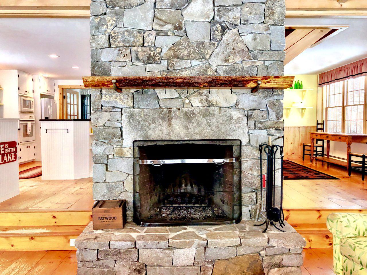 Gorgeous Lake Retreat Ideal for Getaways in the White Mountains