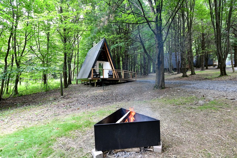 Lovely A-Frame Cabin on an Incredible Campground for a Peaceful Glamping Escape in Canandaigua, New York