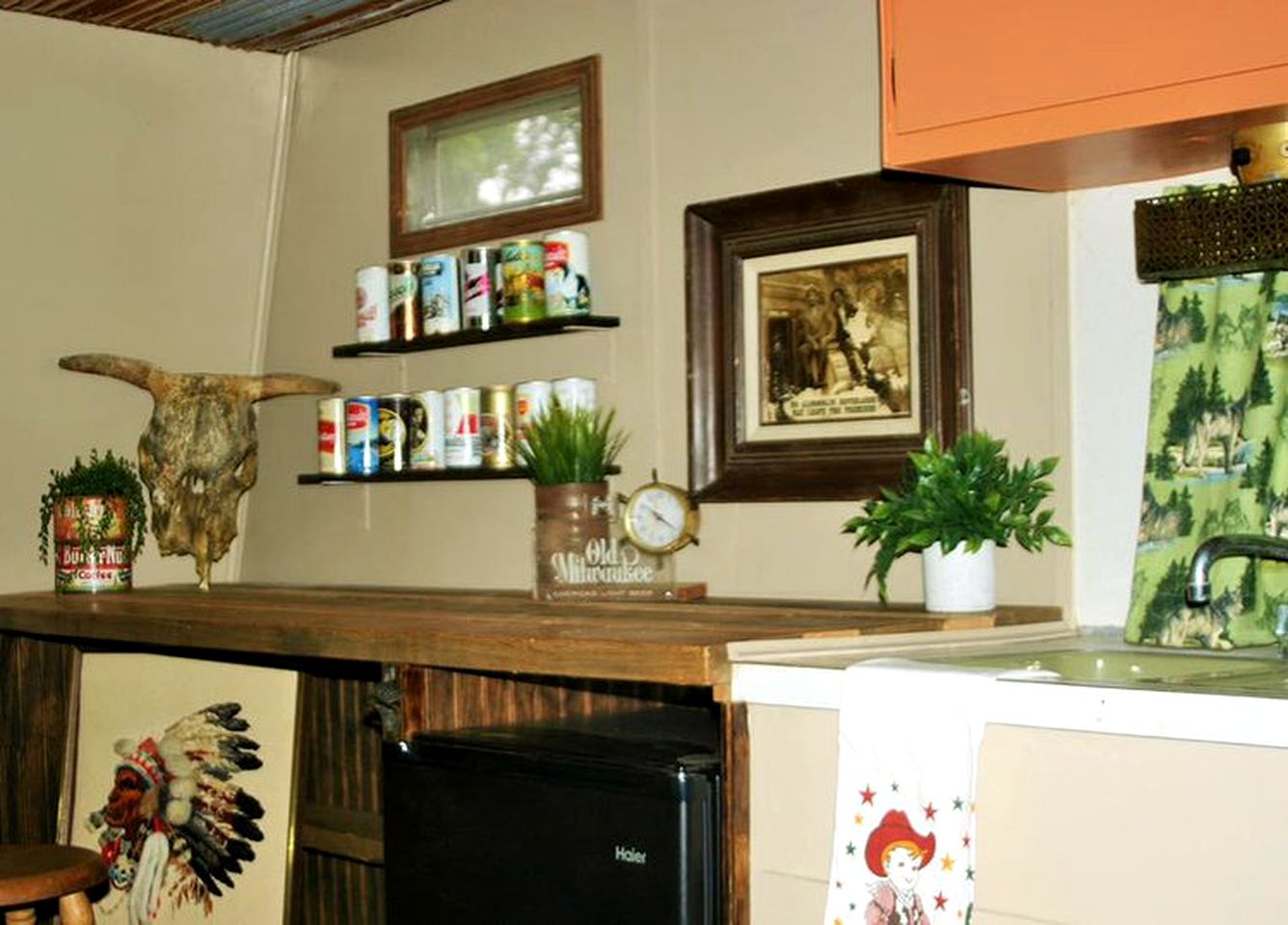 Unique Old West Vacation Rental near Fayetteville and Ozark National Forest, Arkansas