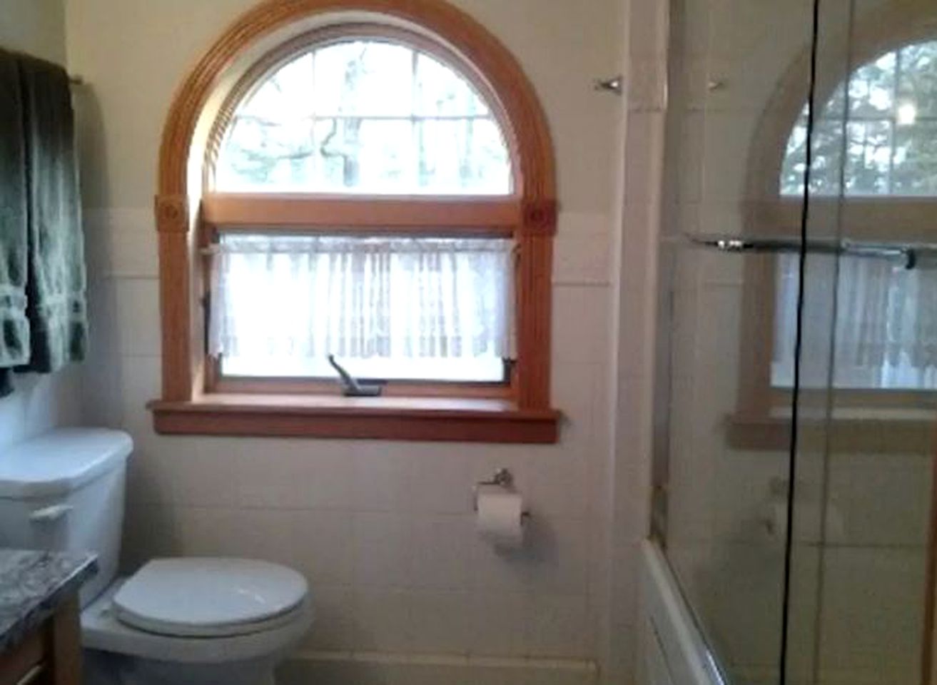 Cozy Vacation Room on a Farm Stay in Coopersburg, Pennsylvania