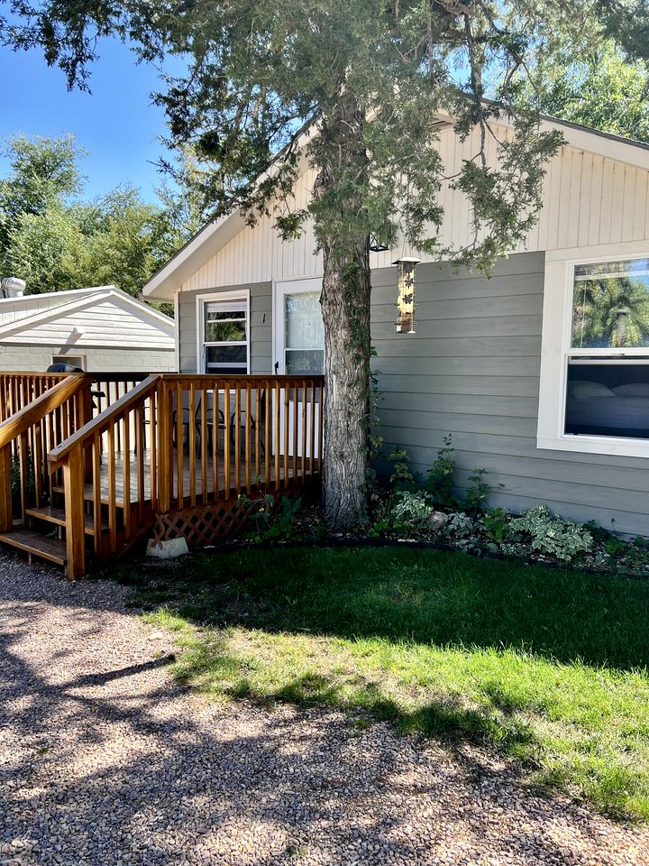 Beautiful Cabin Incredible for a Romantic Getaway in South Dakota