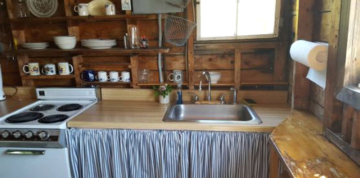 Beachfront Cottage Rental by a Swimming Beach in Friendship, Maine