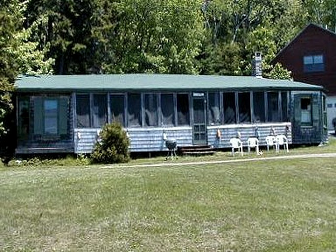 Cottages (Friendship, Maine, United States)
