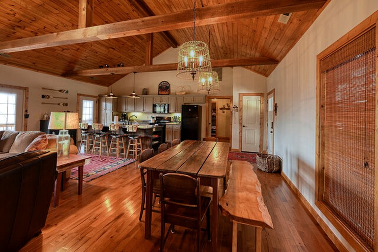 Cabins (United States of America, Topton, North Carolina)