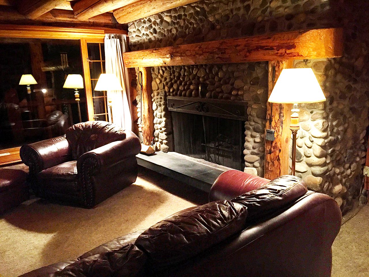 Delightful Family Log Cabin Rental with Lake Access near 70 Mile House, British Columbia