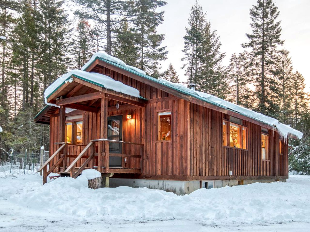 Winter Cabin Rental Near Whitefish Mountain Resort In Montana