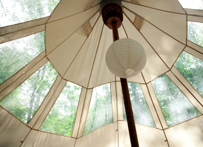 Bell Tents (United States of America, Roxbury, New York)