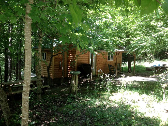 Cabins (London, Kentucky, United States)