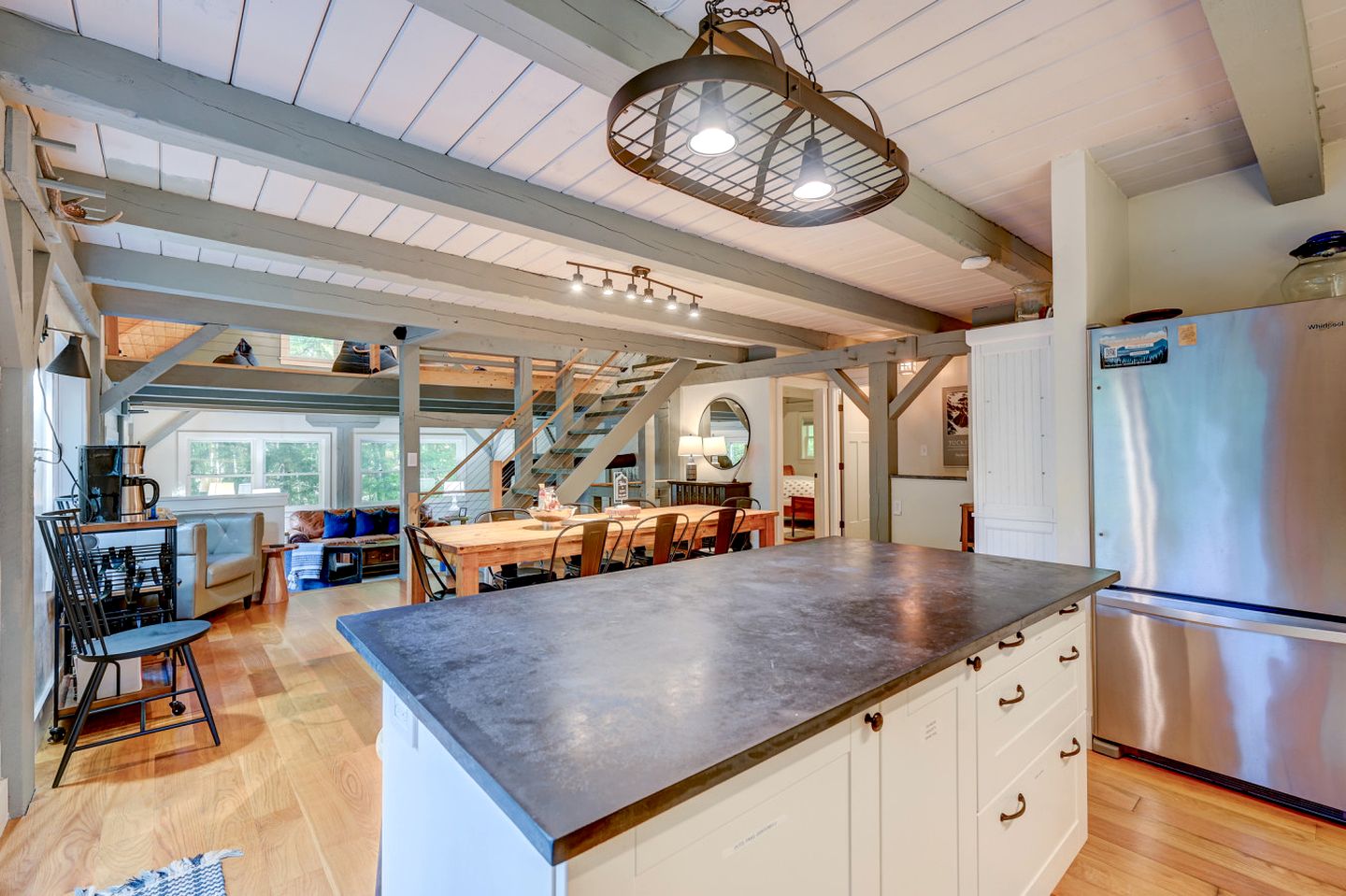 Forest Cabin Beautifully Design with Jacuzzi and Game Room in New Hampshire