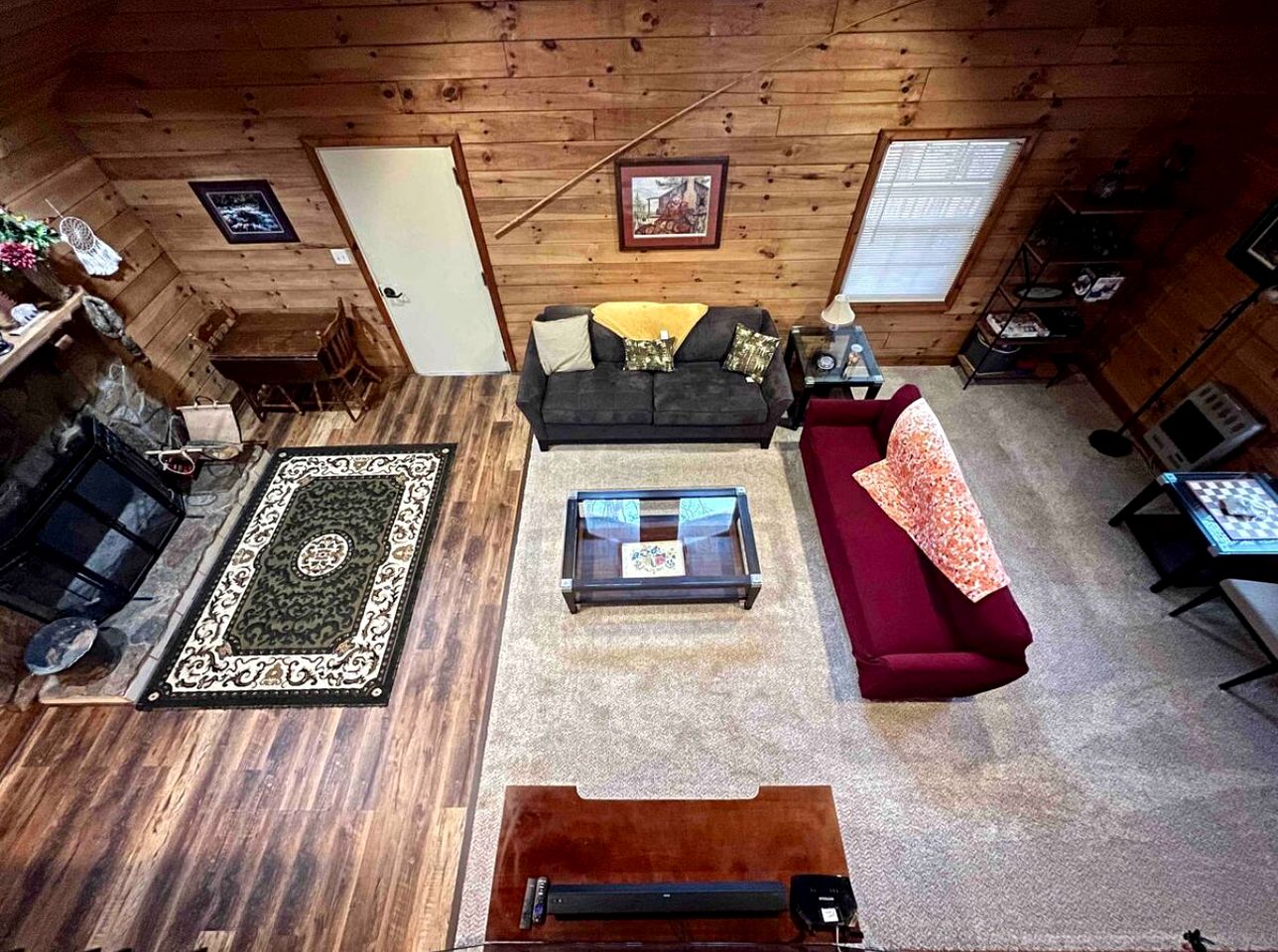 Cozy Forest Cabin Surrounded by Trees near Stone Mountain State Park, North Carolina