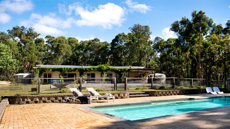 Vacation Rentals (Australia, Wheatsheaf, Victoria)