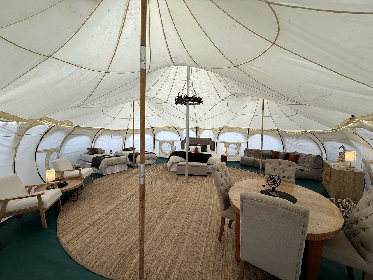 Enchanted Bell Tent Hideaway near the Mountains and Rivers of Southland, New Zealand