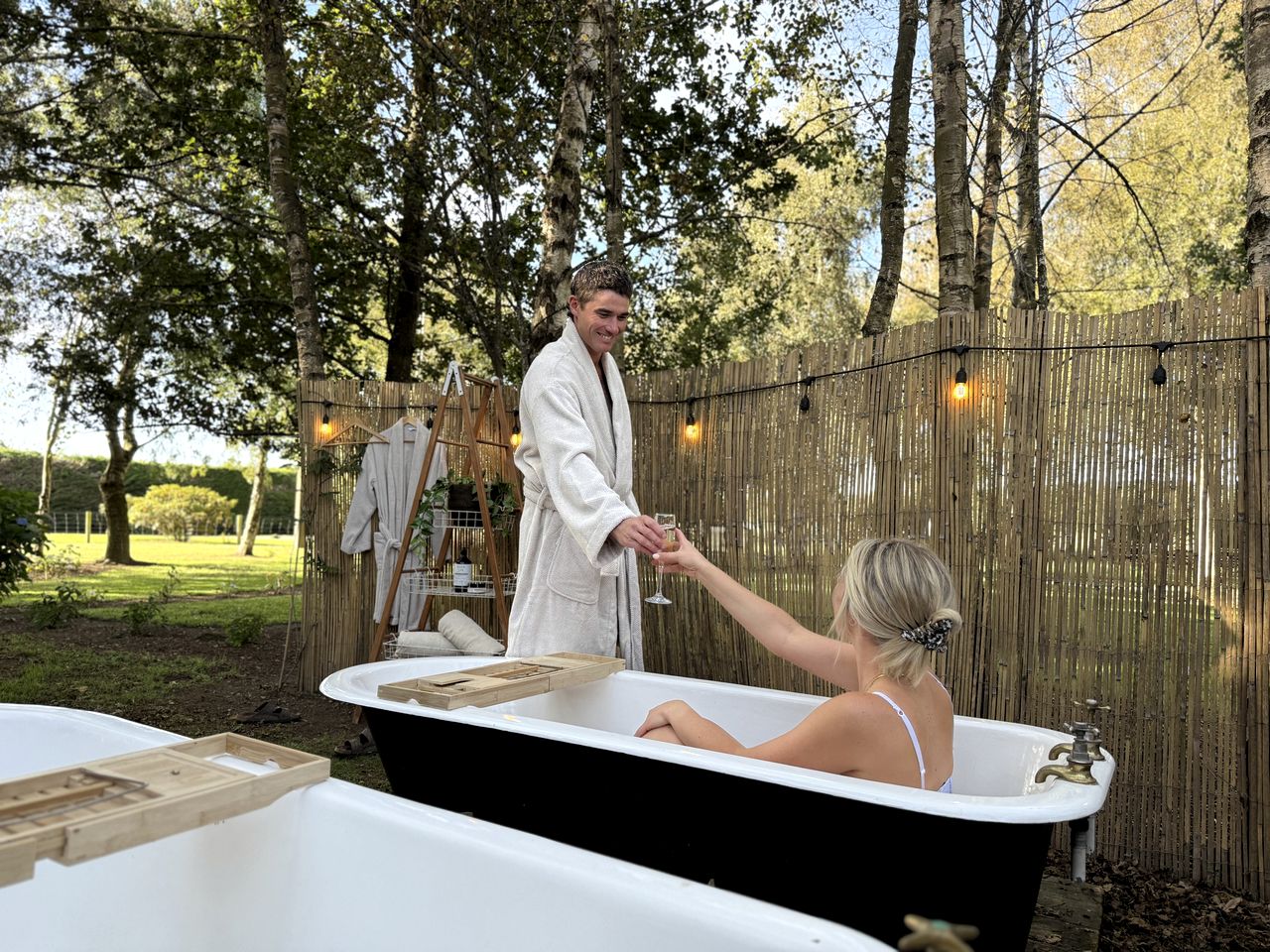 Enchanted Bell Tent Hideaway near the Mountains and Rivers of Southland, New Zealand