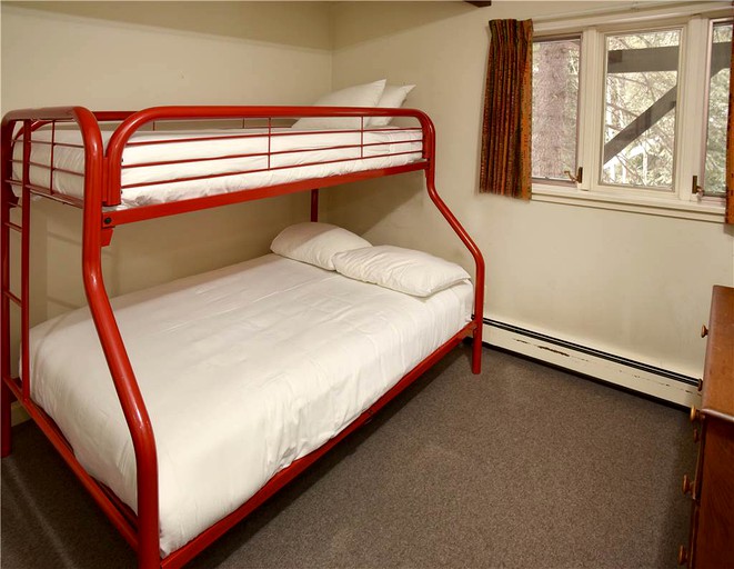 Cabins (Vail, Colorado, United States)