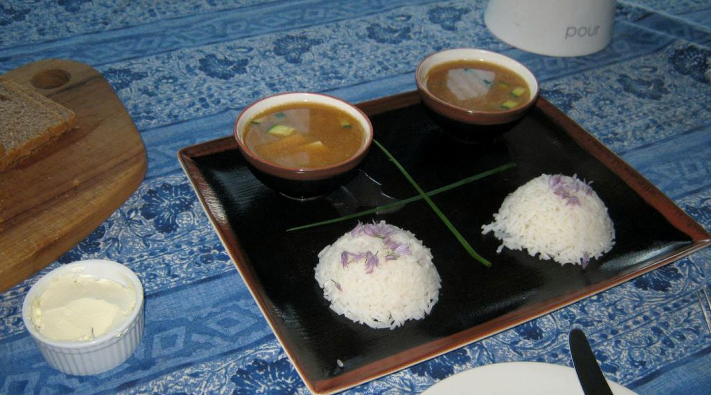 Romantic Suite at a Charming Bed and Breakfast near Deloraine, Tasmania