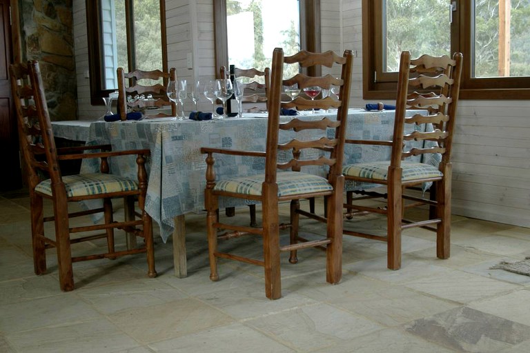 Nature Lodges (Launceston, Tasmania, Australia)