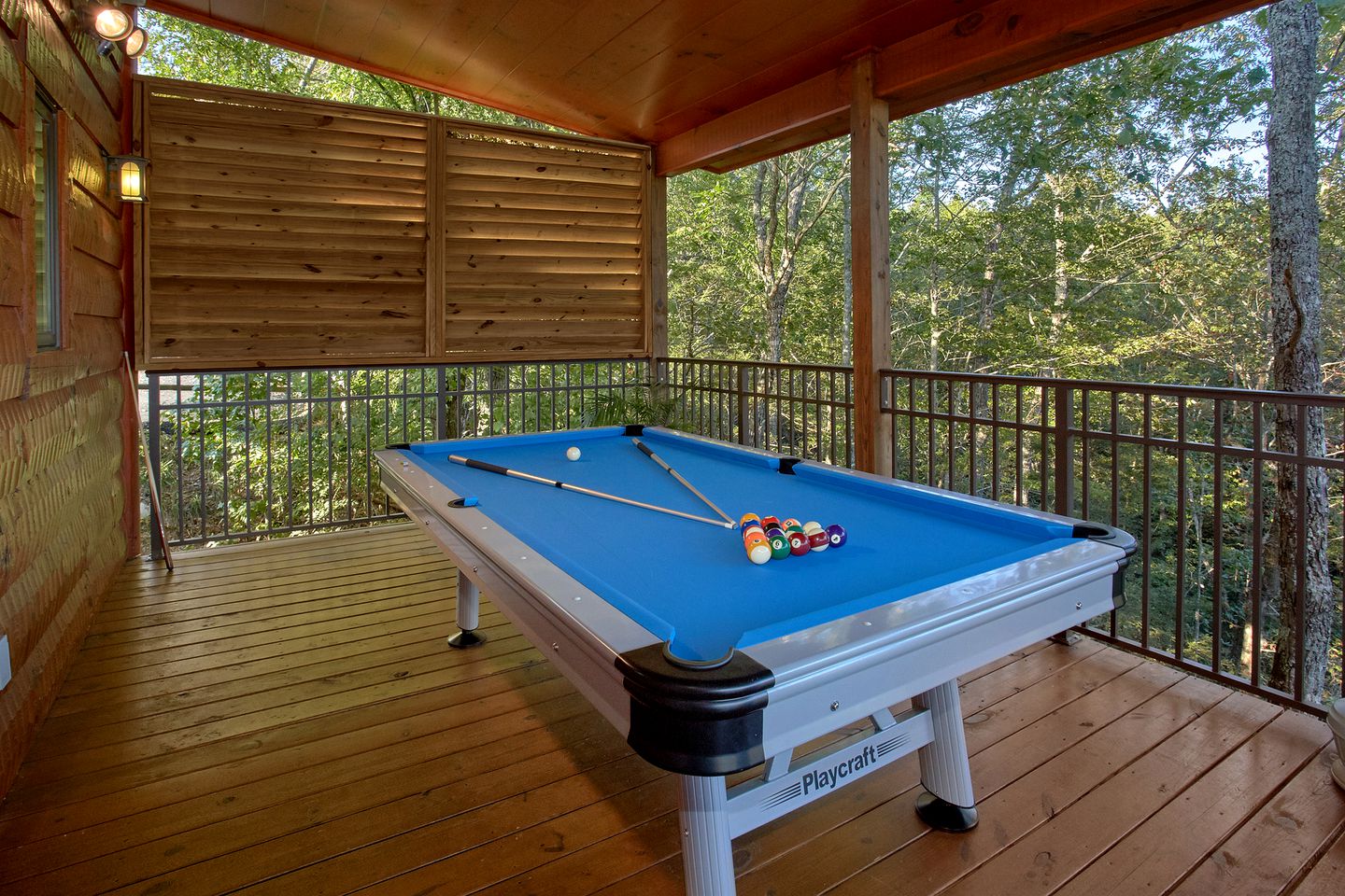 Superb Cabin Accommodation in Gatlinburg for East Tennessee Getaways