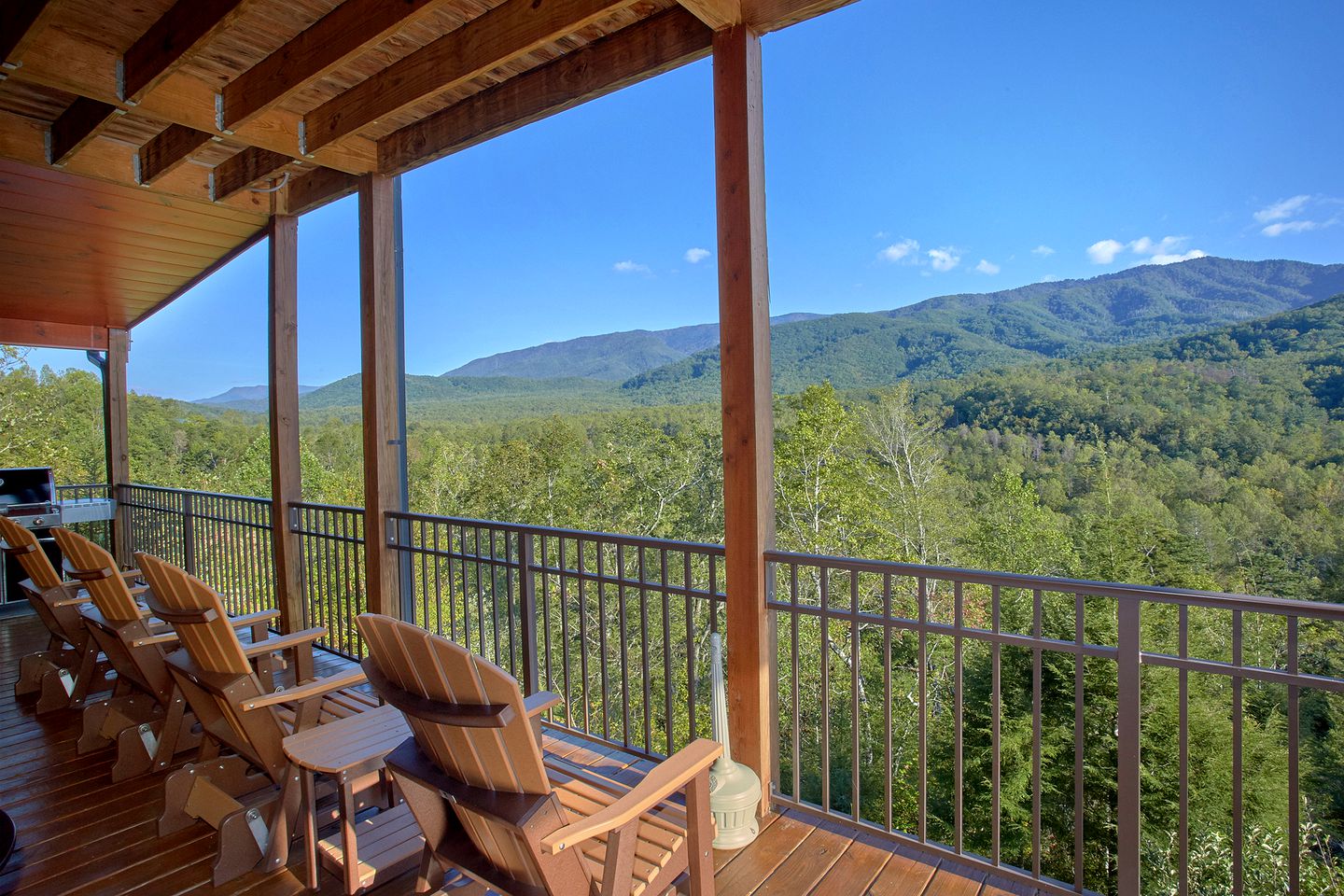 Superb Cabin Accommodation in Gatlinburg for East Tennessee Getaways