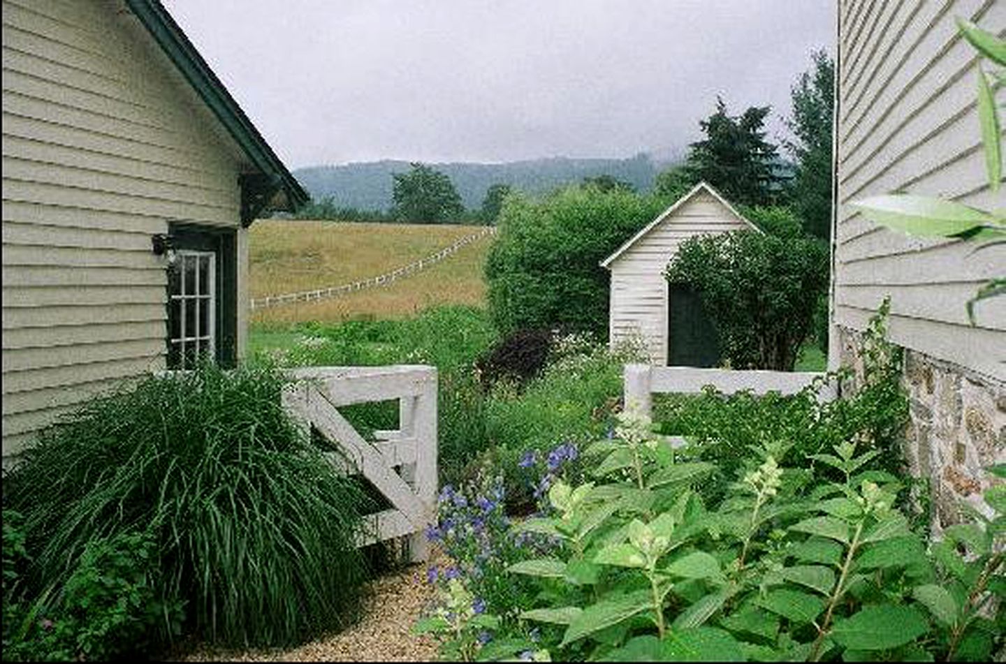 Romantic Bed and Breakfast in the Scenic Countryside of Rappahannock County, Virginia