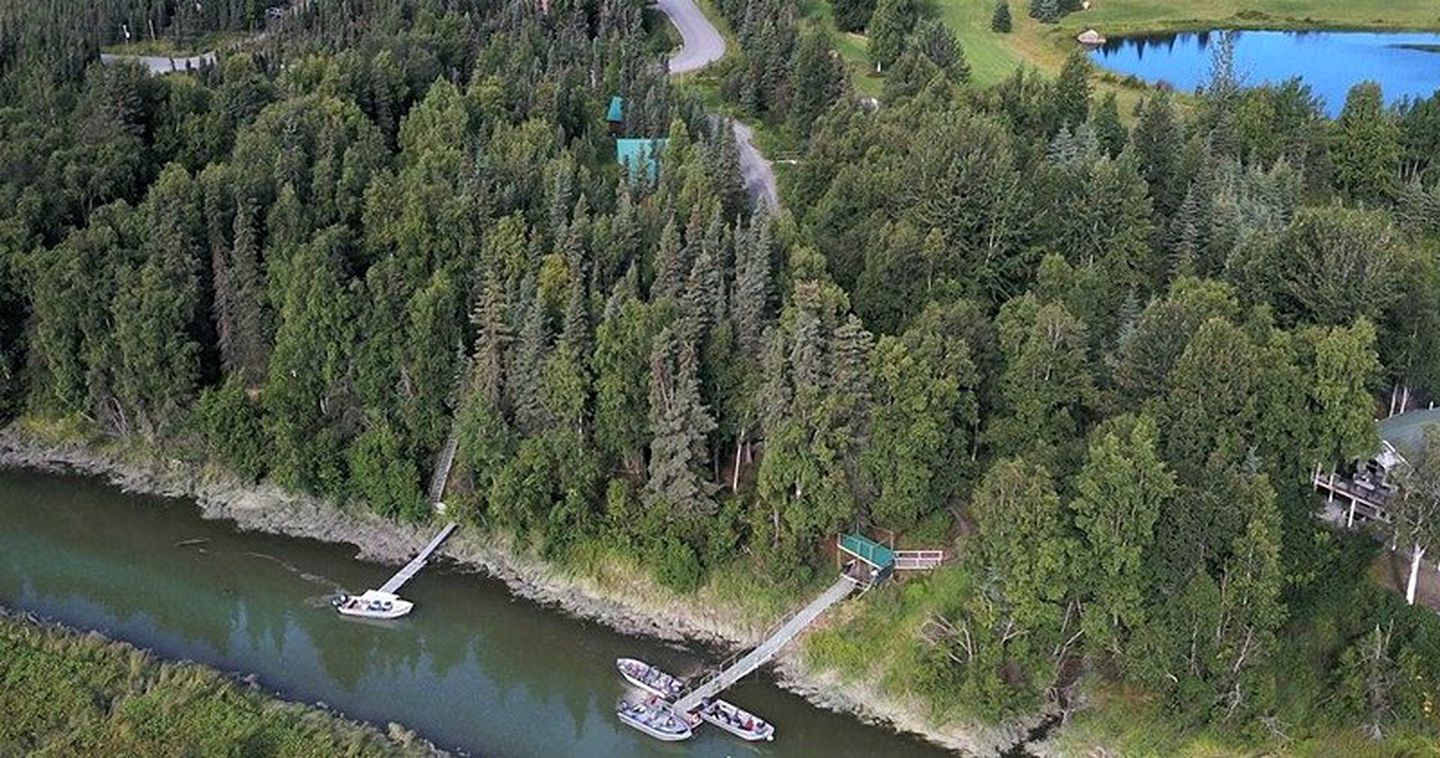 Secluded Log Cabin with Scenic Views near Soldotna, Alaska