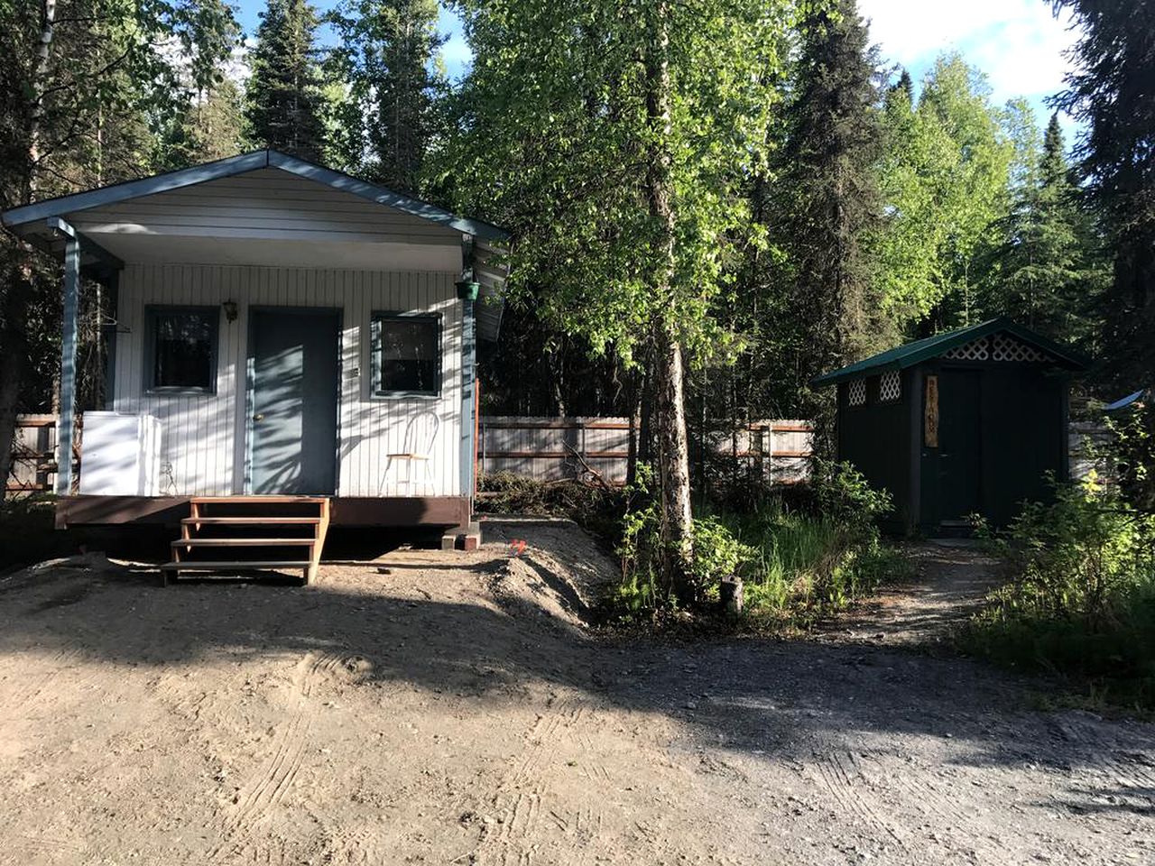 Peaceful Cabin Rental for Families near Tustumena Lake, Alaska