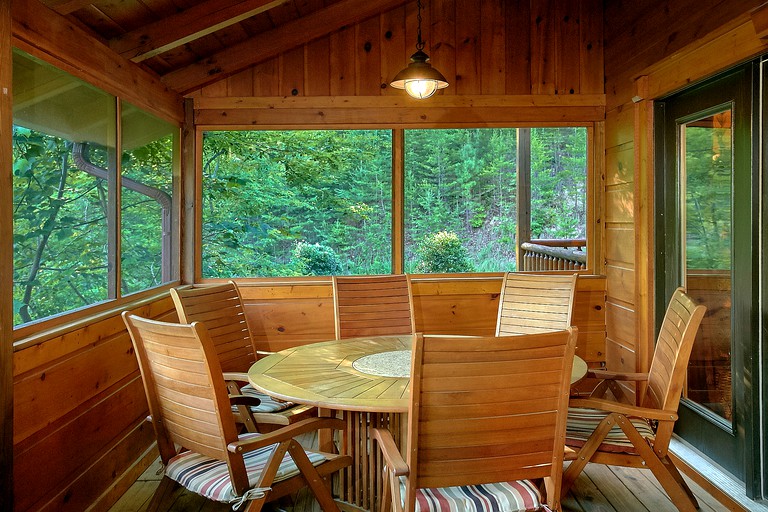 -- (United States, Gatlinburg, Tennessee)