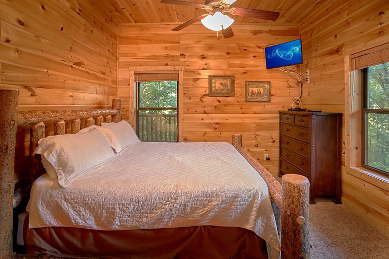 -- (United States, Gatlinburg, Tennessee)