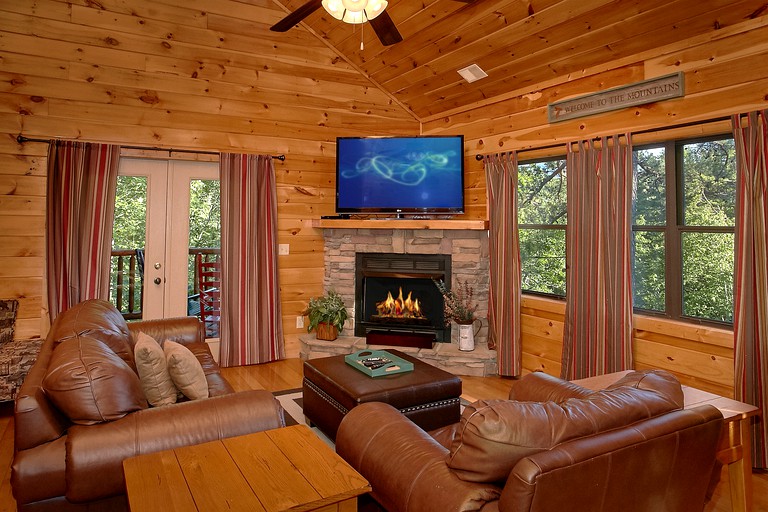 -- (United States, Gatlinburg, Tennessee)