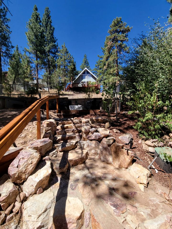 Wonderful Cabin with Amazing Outdoor Space Fantastic for Water Activities in Big Bear Lake, California