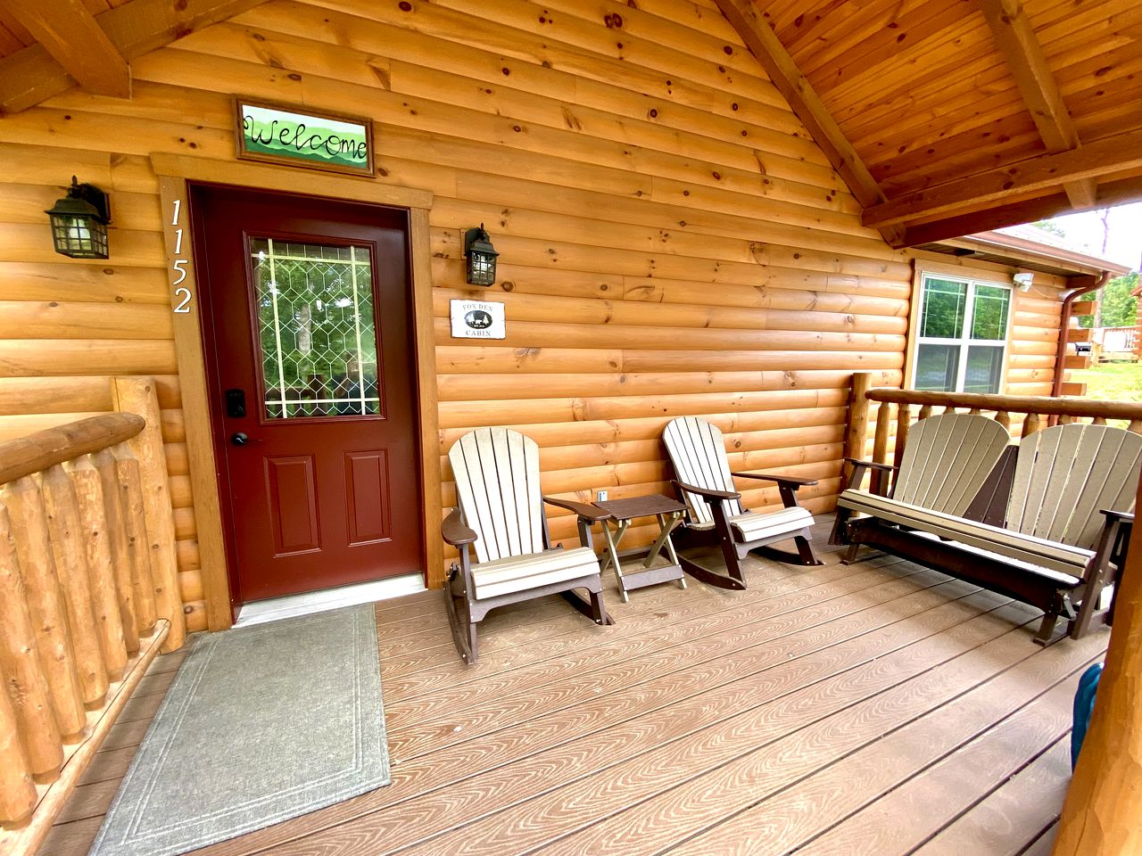 Lovely Forest Cabin with Spa and Beautiful Outdoor Area in Pigeon Forge, Tennessee