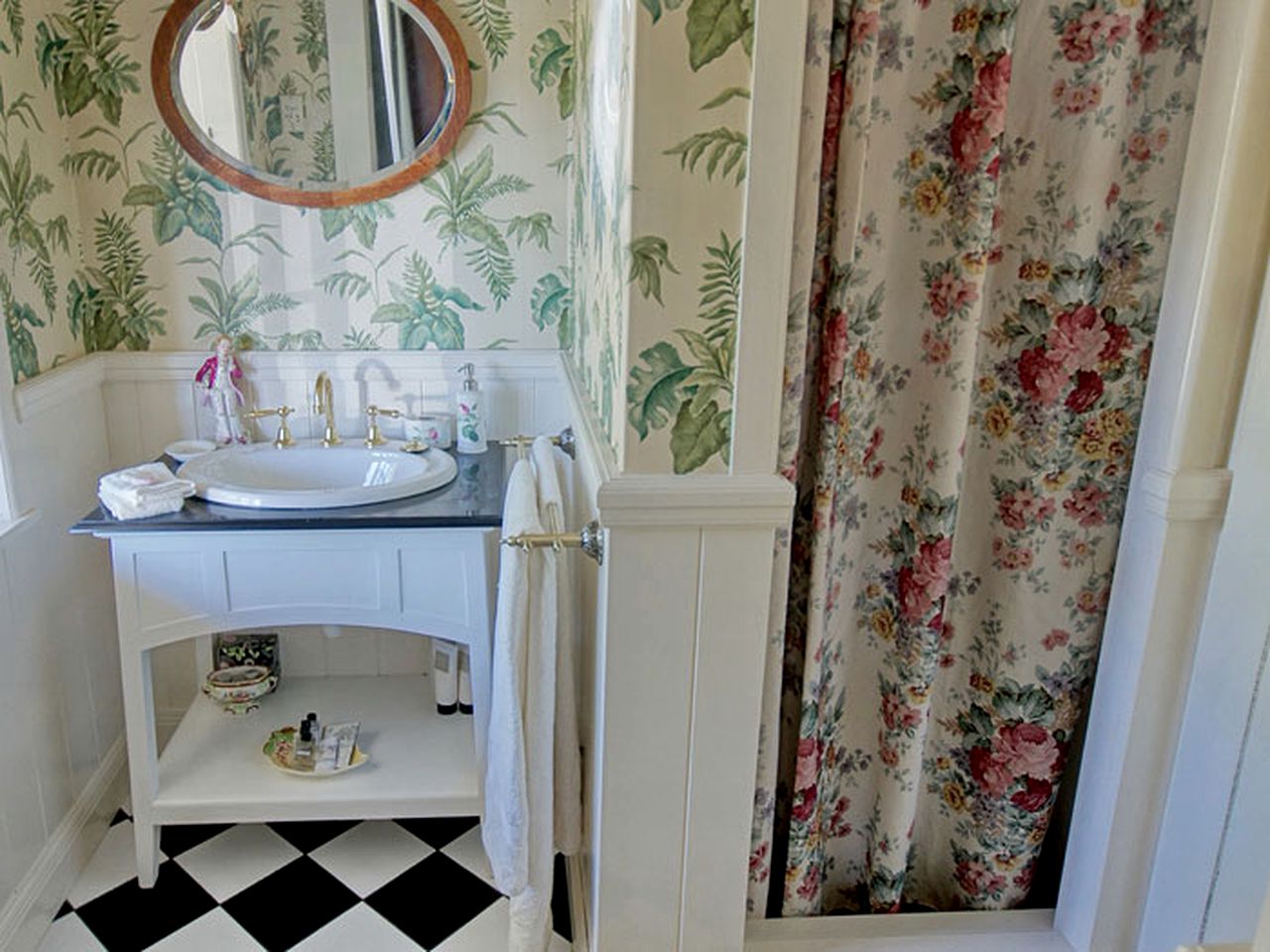 Victorian Bed and Breakfast Rental on the North Island of New Zealand