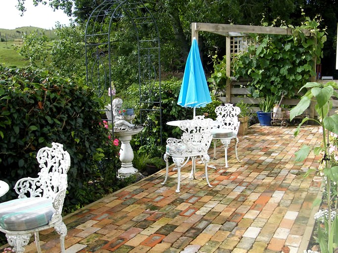 Nature Lodges (Waingaro, North Island, New Zealand)