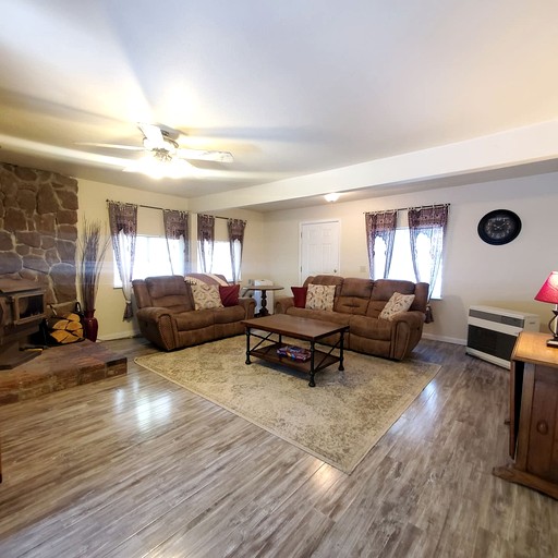 Vacation Rentals (United States of America, Dunsmuir, California)