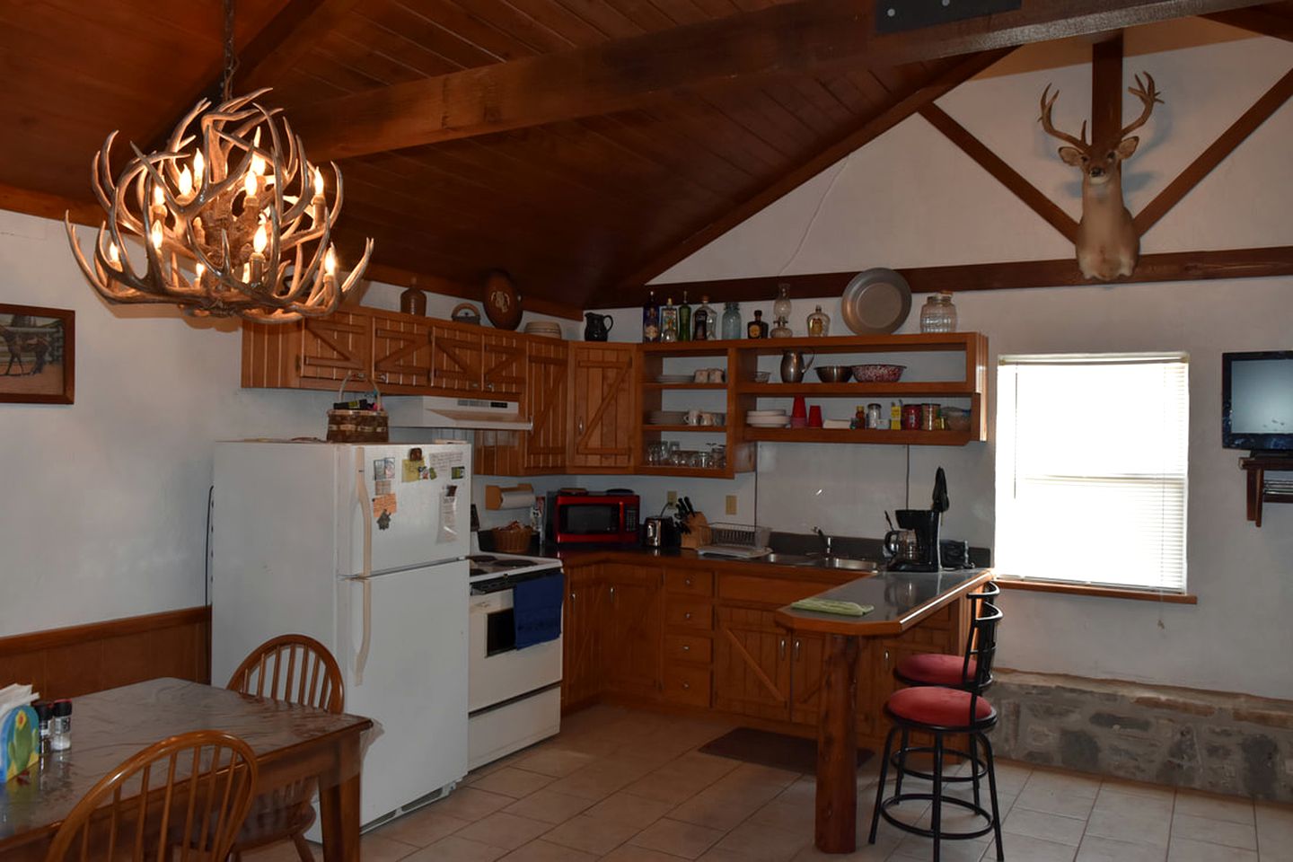 Countryside Cottage Rental with Rustic Charm near Fredericksburg, Texas