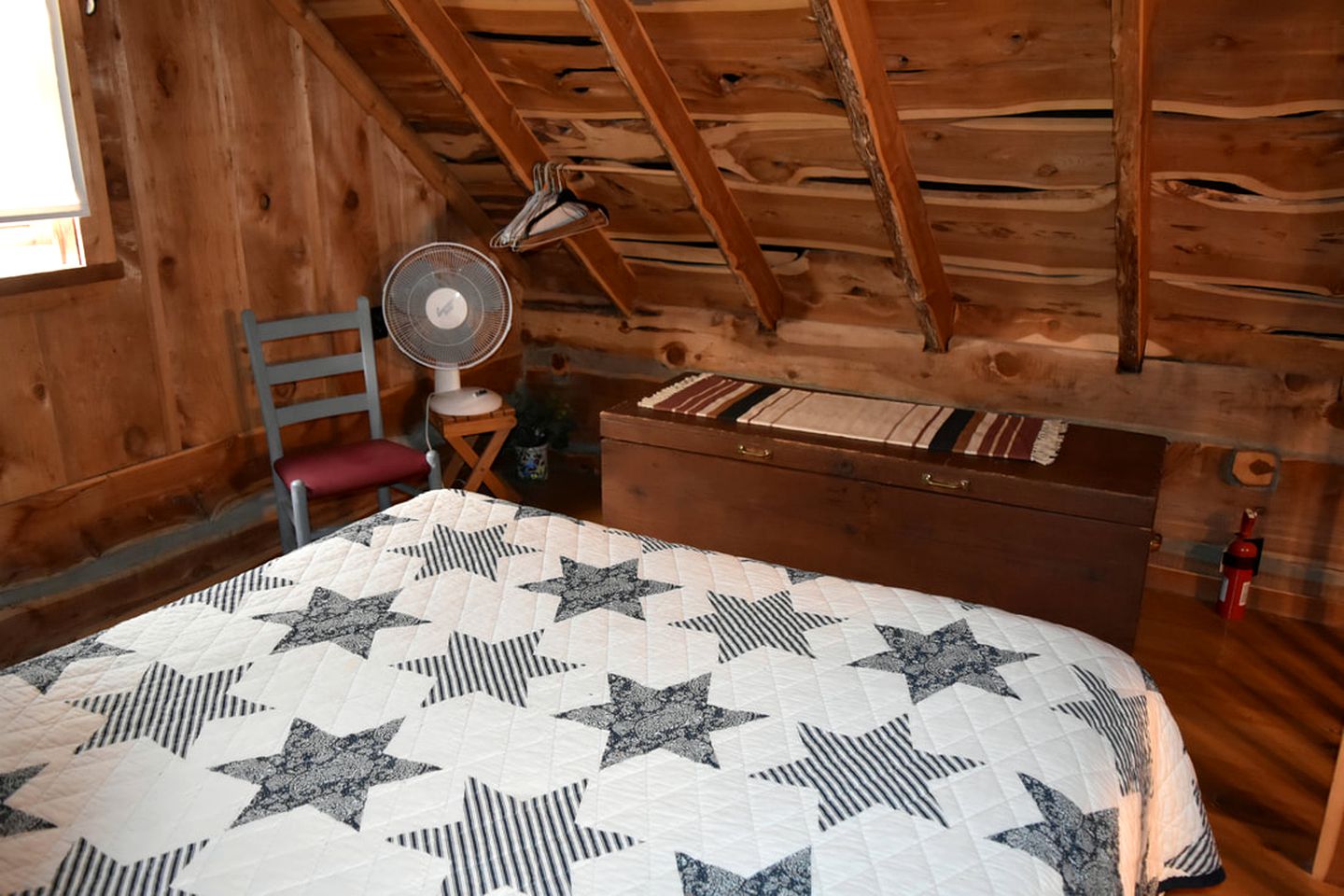 Traditional Log Cabin Rental for a Rustic Getaway near Fredericksburg, Texas