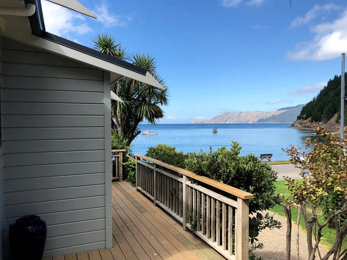 French Pass Beachfront Villas, Vacation Rentals 43117, French Pass, New