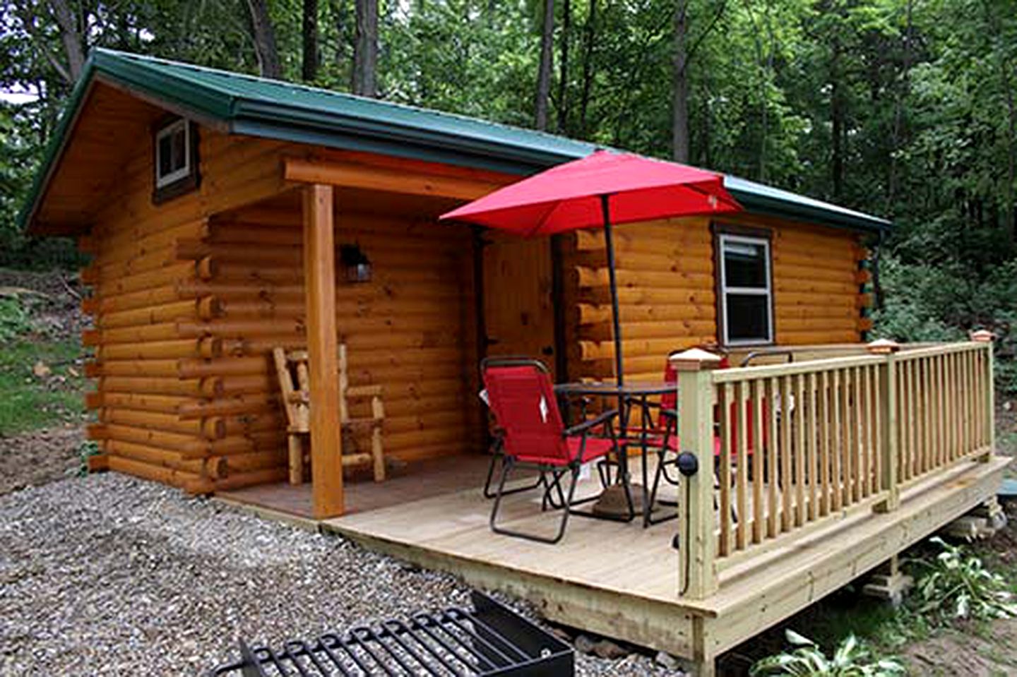 Cabin Rental on Vineyard near Cleveland, Ohio