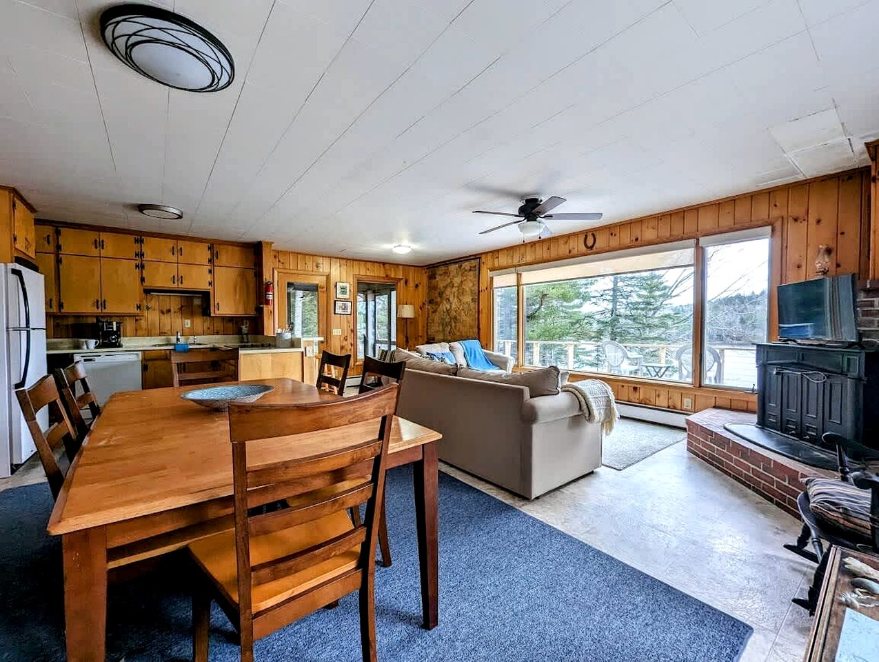 Secluded Oceanfront Cottage with Wrap-Around Deck near Acadia National Park, Sullivan, Maine