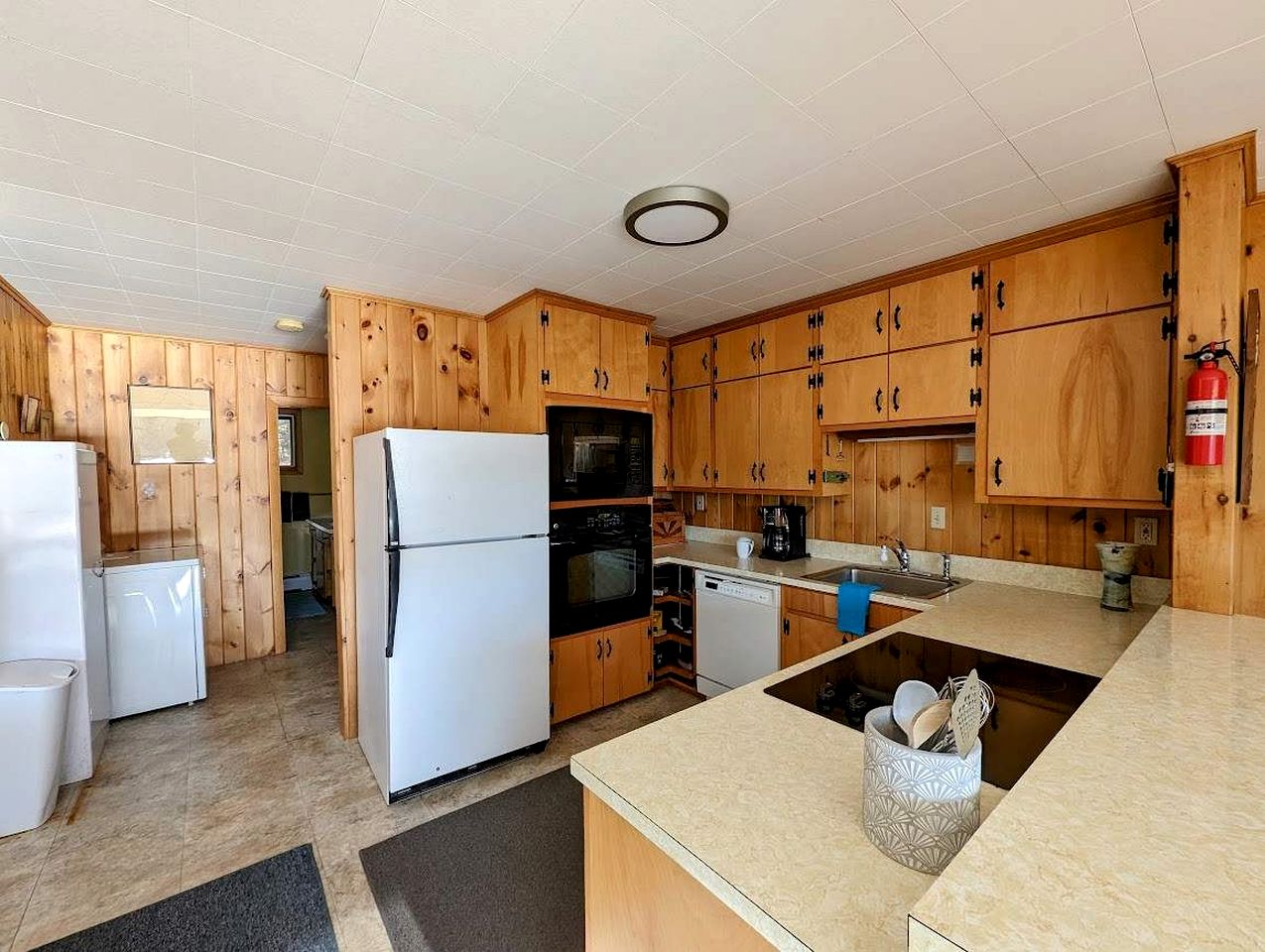 Secluded Oceanfront Cottage with Wrap-Around Deck near Acadia National Park, Sullivan, Maine