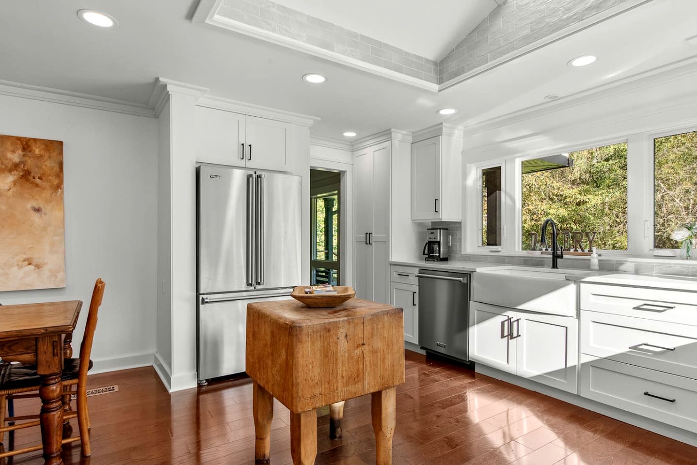 Charming Pet-Friendly Getaway with Deck & Nature Views in East Meredith, New York