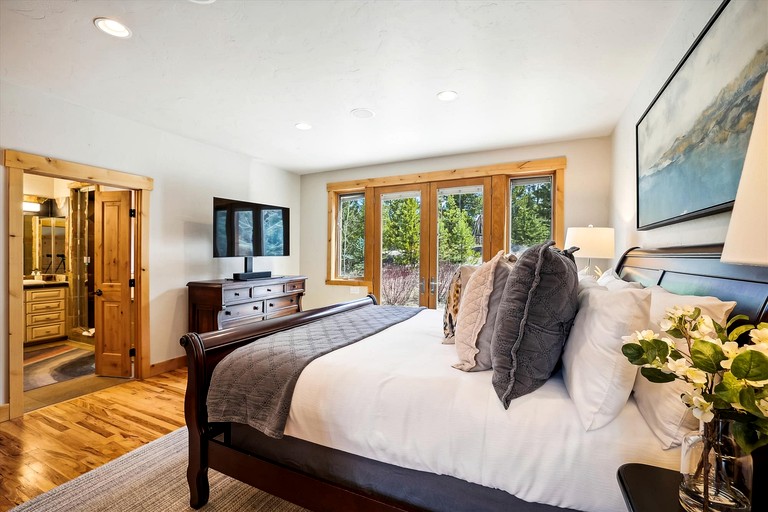 Cabins (United States of America, Frisco, Colorado)