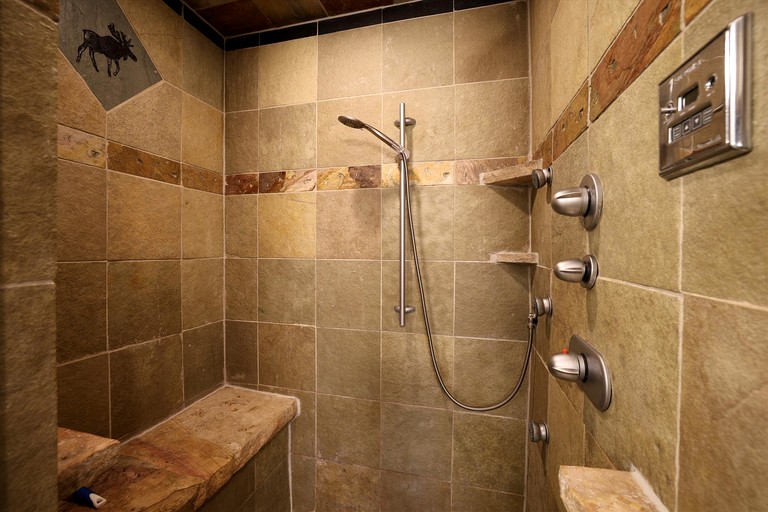 Cabins (United States of America, Frisco, Colorado)