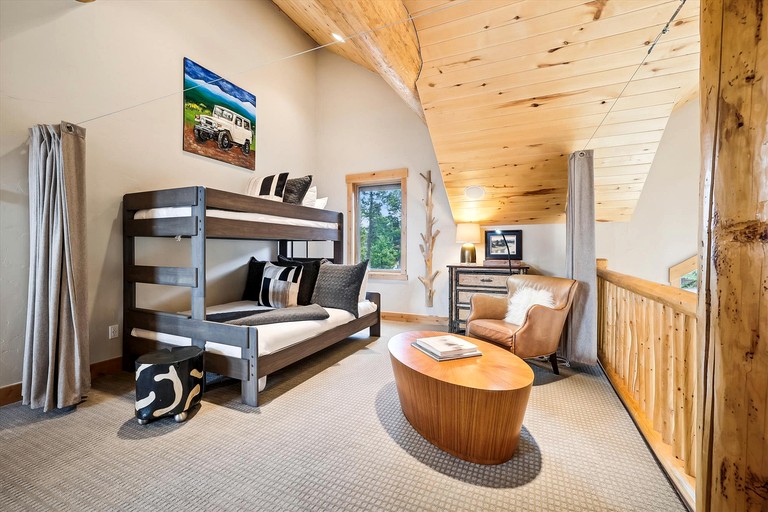 Cabins (United States of America, Frisco, Colorado)