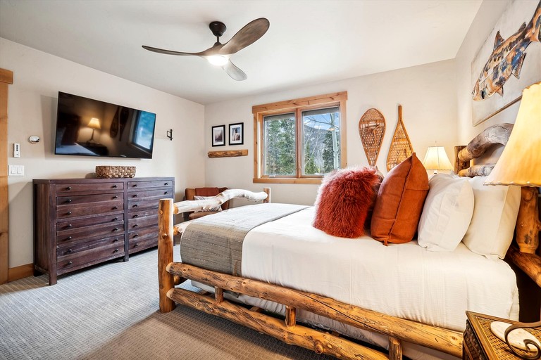 Cabins (United States of America, Frisco, Colorado)