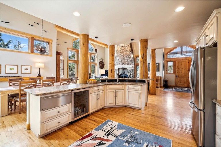 Cabins (United States of America, Frisco, Colorado)