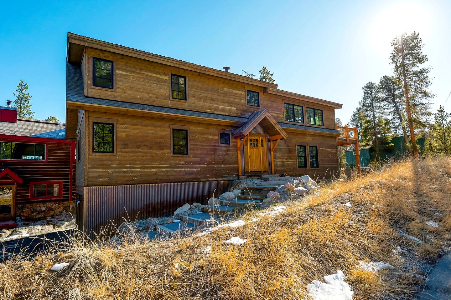 Gorgeous Luxury Cabin with Hot Tub and Mountain Views near Breckenridge in Frisco, Colorado