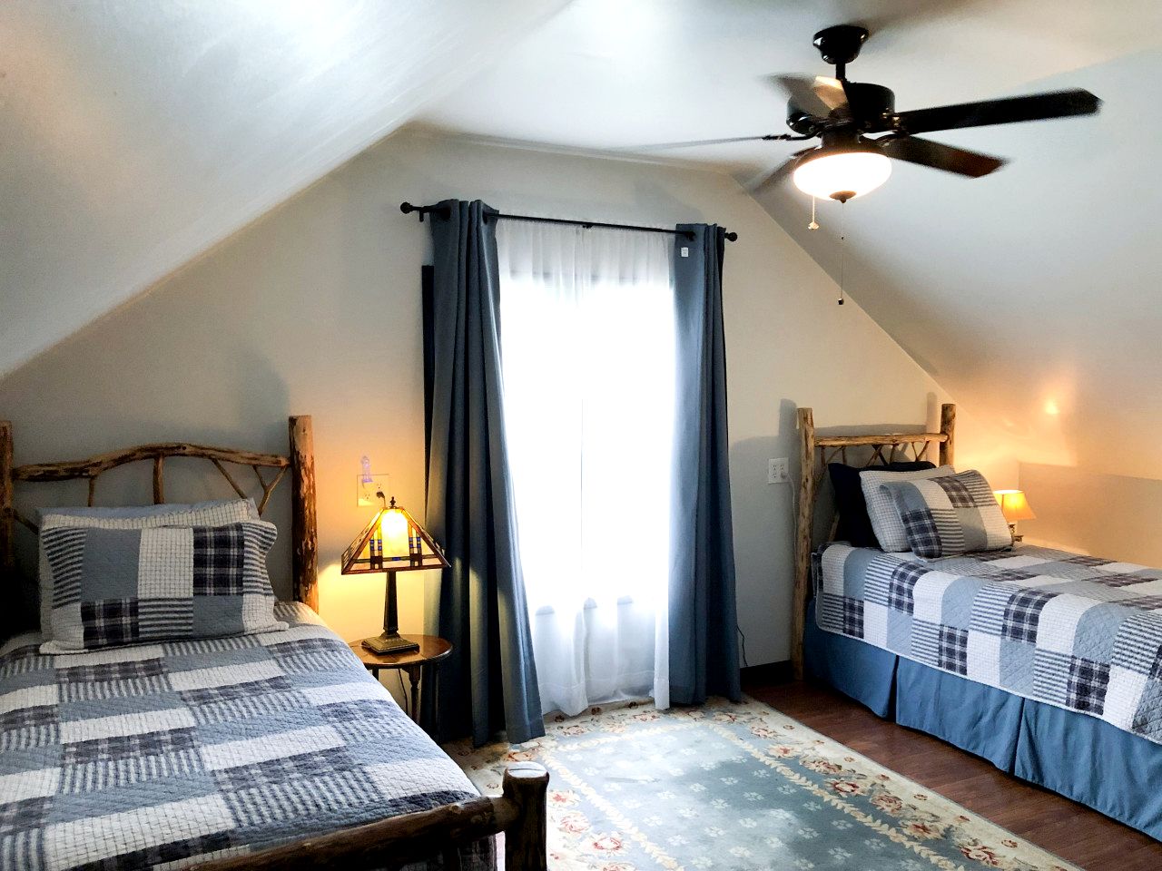 Cabins (United States of America, Bellevue, Iowa)